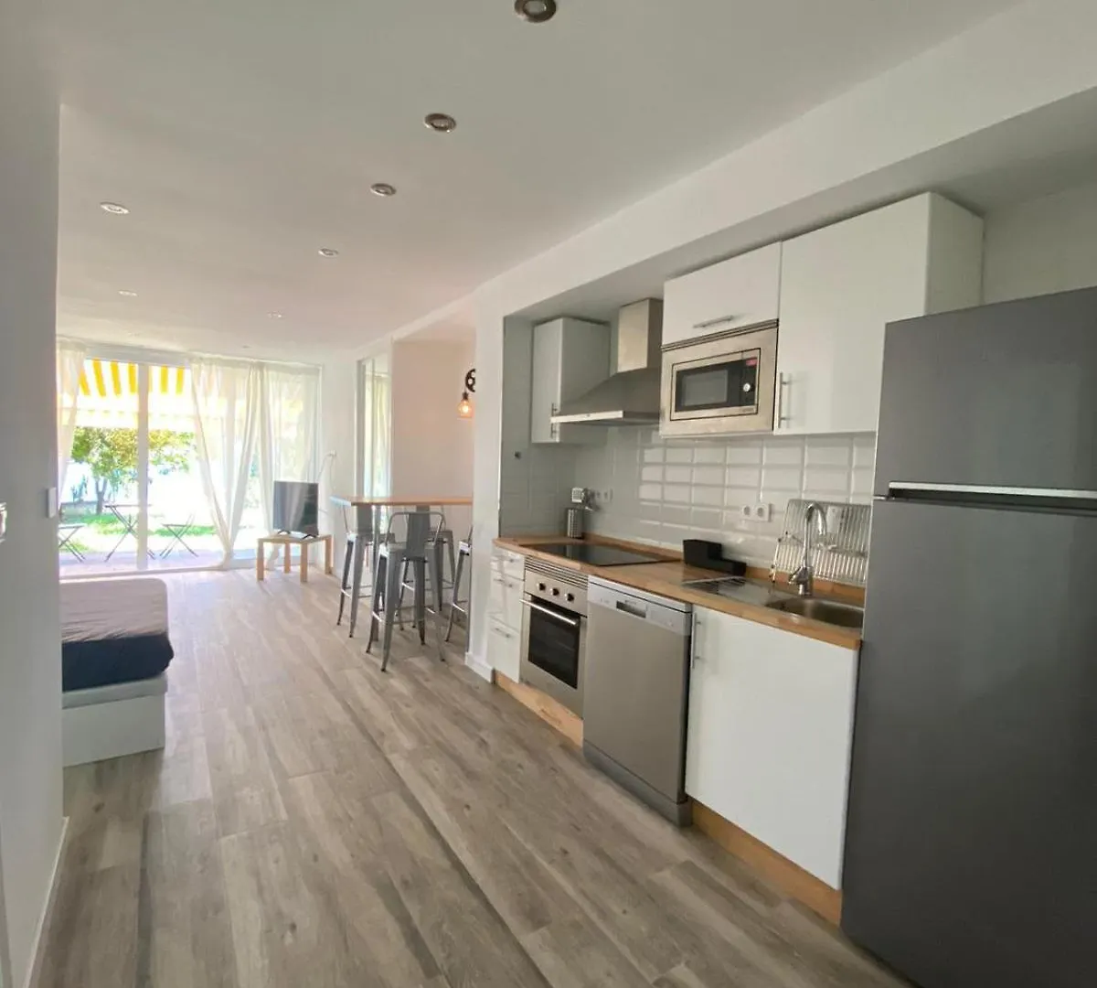 Central Torremolinos Garden Apartment - Sea Views 0*,  ספרד